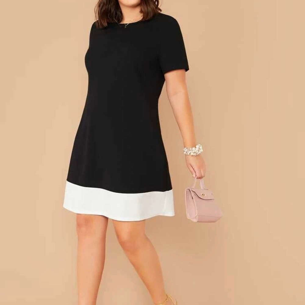 PLUS SIZE BLACK W/ WHITE CONTRAST HEM FLOWY SHIFT DRESS. New No Tags. Size 4x